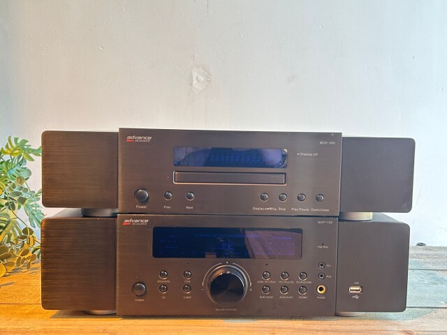 Hifi Set MCD-200 CD speler / MAP-102 Versterker AL10C129BX08837