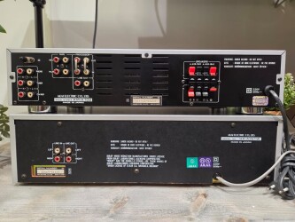 HX-A351W Dubbel Cassettedeck / AM-A102 Stereo Integrated Amplifier 30445-54507 / 11145-03459 4