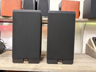 Bookshelf Speakers SP1147 Type: 303 598 2