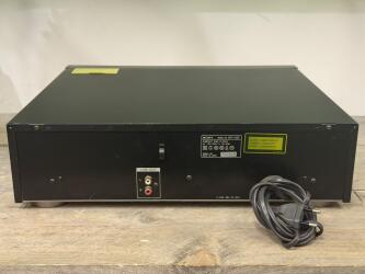 CDP-C425  5 CD Player 502829 2