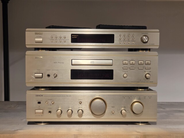 AM-FM Stereo Tuner TU-1500RD/ Compact Disc Player DCD-1550AR/ Integrated Amplifier PMA-655R 4114592571