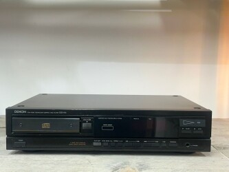 PCM Audio Technology / CD Player DCD-610 8051504544 1