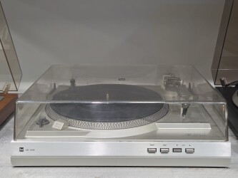 CS 528 Platenspeler CS528 4