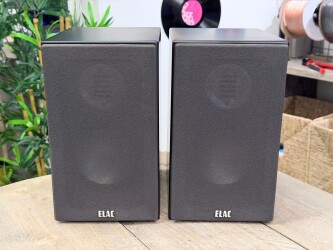 BS203.2 Speakers 31301E011857 1