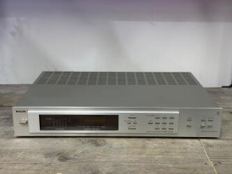 F2516 Quartz Synthesized Tuner 00313118805 1