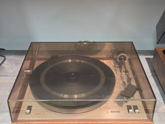 GA 308 Platenspeler met GP400 Element GA-308 4