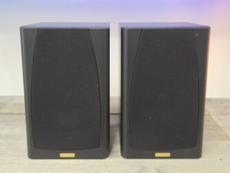 28 - Boekenplankspeakers 0122980827 1