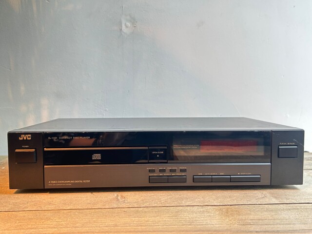 Compact Disc Player XL-V131 15692061
