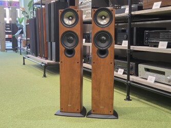 iQ50 Zuilspeakers SP3643
