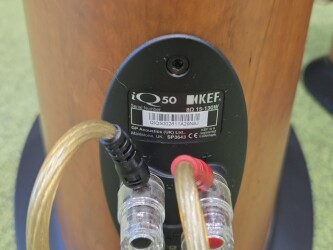 iQ50 Zuilspeakers SP3643 3