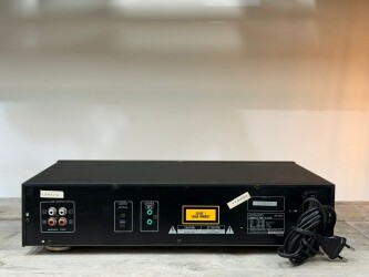 DP-3050 Compact Disc Player 30982789 2