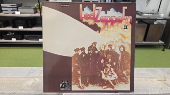 Led Zeppelin II SD 8236 1