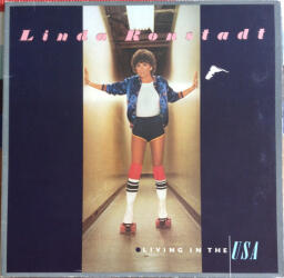 Living In The USA AS 53085 1