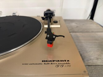 TT130 semi automatic/belt drive platenspeler 40N270720 3