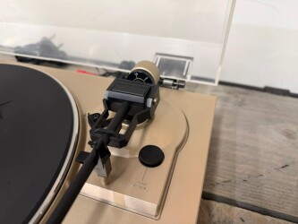 TT130 semi automatic/belt drive platenspeler 40N270720 4