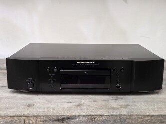 UD5007 Super Audio CD / Blu-ray Disc Player 39001422013233 1