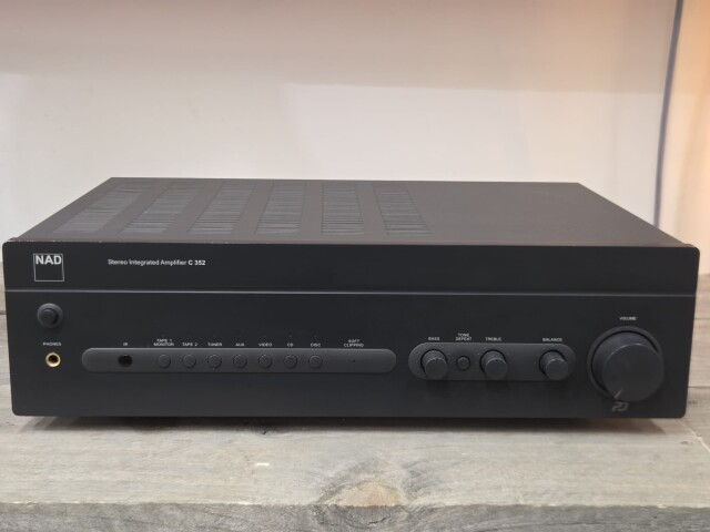 C 352 Stereo integrated Amplifier H5XC35226286