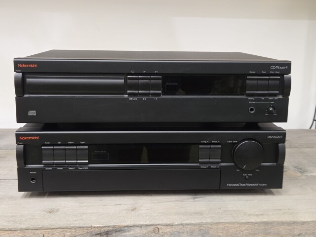 Set - CD Player 4 / Receiver 1 V31352497/D11405698