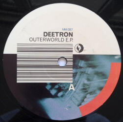 Outerworld E.P. MM 087 4
