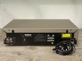 PD-S604 Compact Disc Player PI7500348UK 2