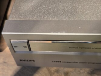 CD204 Compact Disc Player 0006113 2