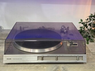 F7211 Full Automatic Draaitafel F7211 3