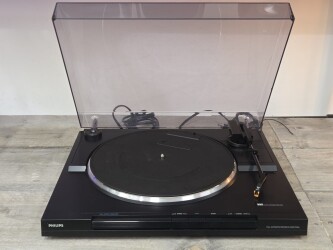 FP563 Full Automatic Record Player FP563 1