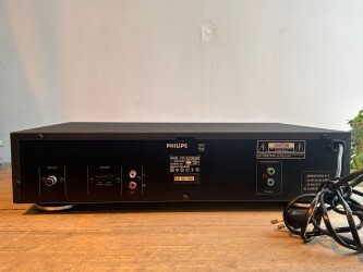 Tuner 70FT930/00S ah00 9305 2