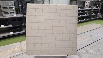 The Wall SHDW 411 2