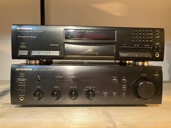 Compact Disc Player PD-S6O5 & Stereo Amplifier A-504R QD7500367UK/PG9102871 M 1