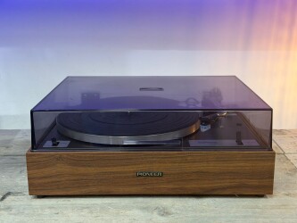PL-10 Stereo Turntable UG2 1