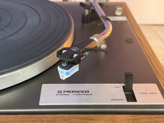 PL-10 Stereo Turntable UG2 3