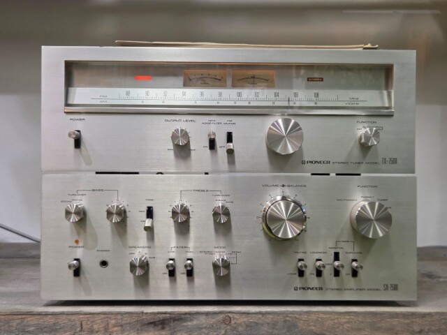 TX-7500 Tuner - SA-7500 Stereo Amplifier 02707