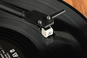 E1 BT Platenspeler - Voorversterkt met Bluetooth Verzender E1BT-AT-UNI 3