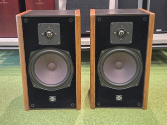 Quart 280 Bookshelf Speaker Set Q07539 1