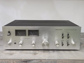 420A Integrated Amplifier 08081603 1