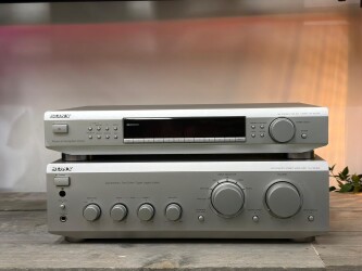 FM Stereo/FM-AM Tuner ST-SE520 / Integrated Stereo Amplifier TA-FE530R 5102861 1