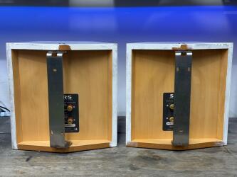 SR5 Speakerset  B01A00692 3