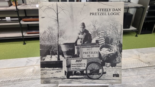 Pretzel Logic 5C 062-95 272