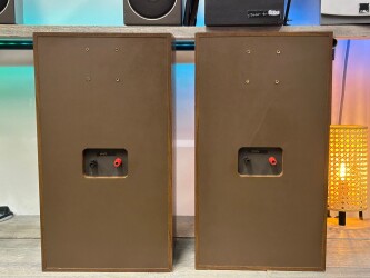 Mercury M20 Bookshelf speakers 831375 3