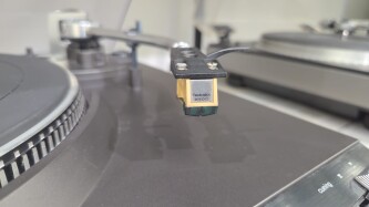 SL-3210 Platenspeler SL-3210 2