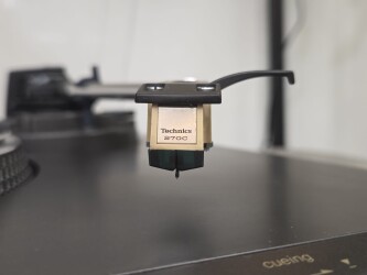 SL-D202 Platenspeler met nieuwe kap. SL-D202 3