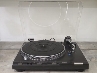 SL-D3 Platenspeler met nieuwe kap SFNND30X01 1