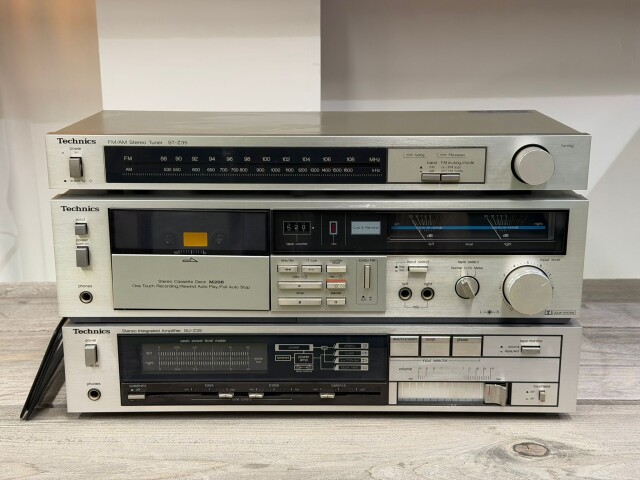 ST-Z35 Stereo Tuner - RS-M206 Cassette Deck - SU-Z35 Integrated Amplifier AF3818A197