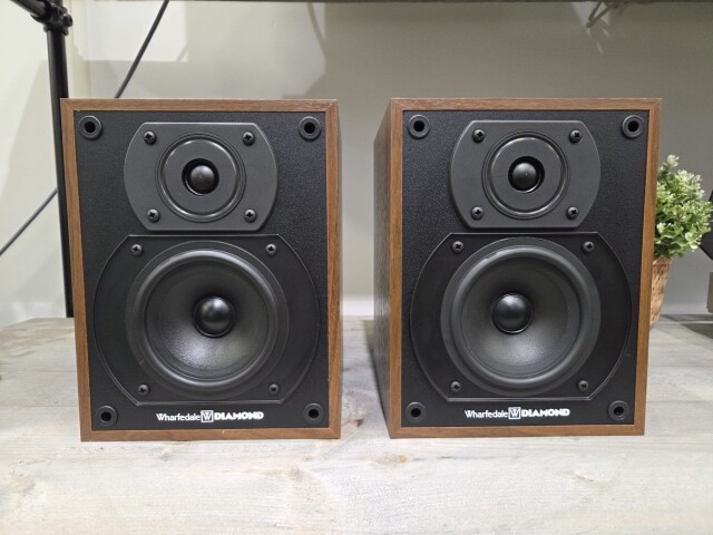 Diamond III Bookshelf Speakers Diamond-3
