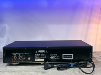 Natural Sound Compact Disc Player CDX-880 8109114XZ 3